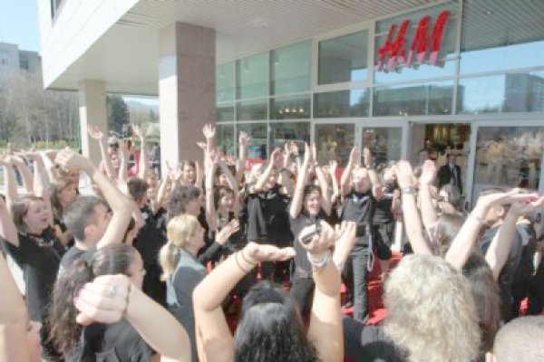 H&M deschide încă cinci magazine în acest an